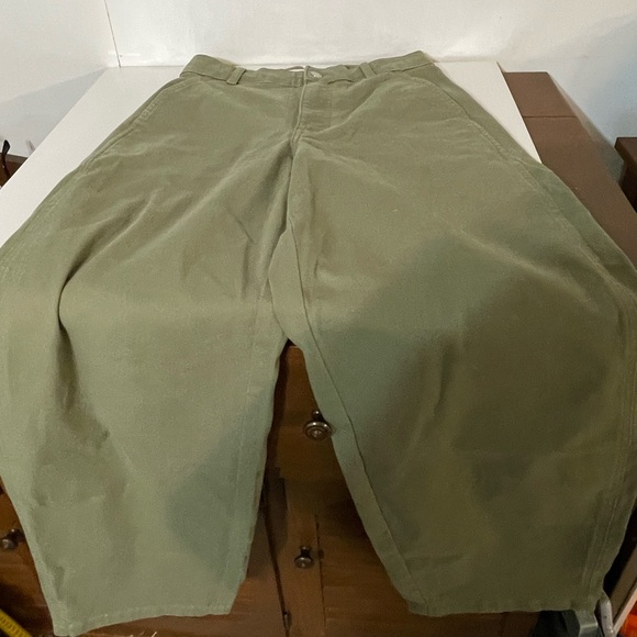 Everlane Barrel Leg Jeans in Green - Picture 2 of 6